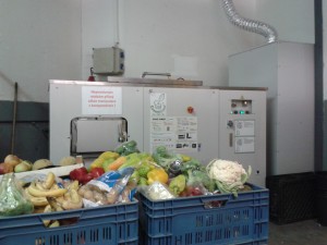 A GG50 composter installed at Albert Hypermarket located in the municipality Čestlice, Czech Republic